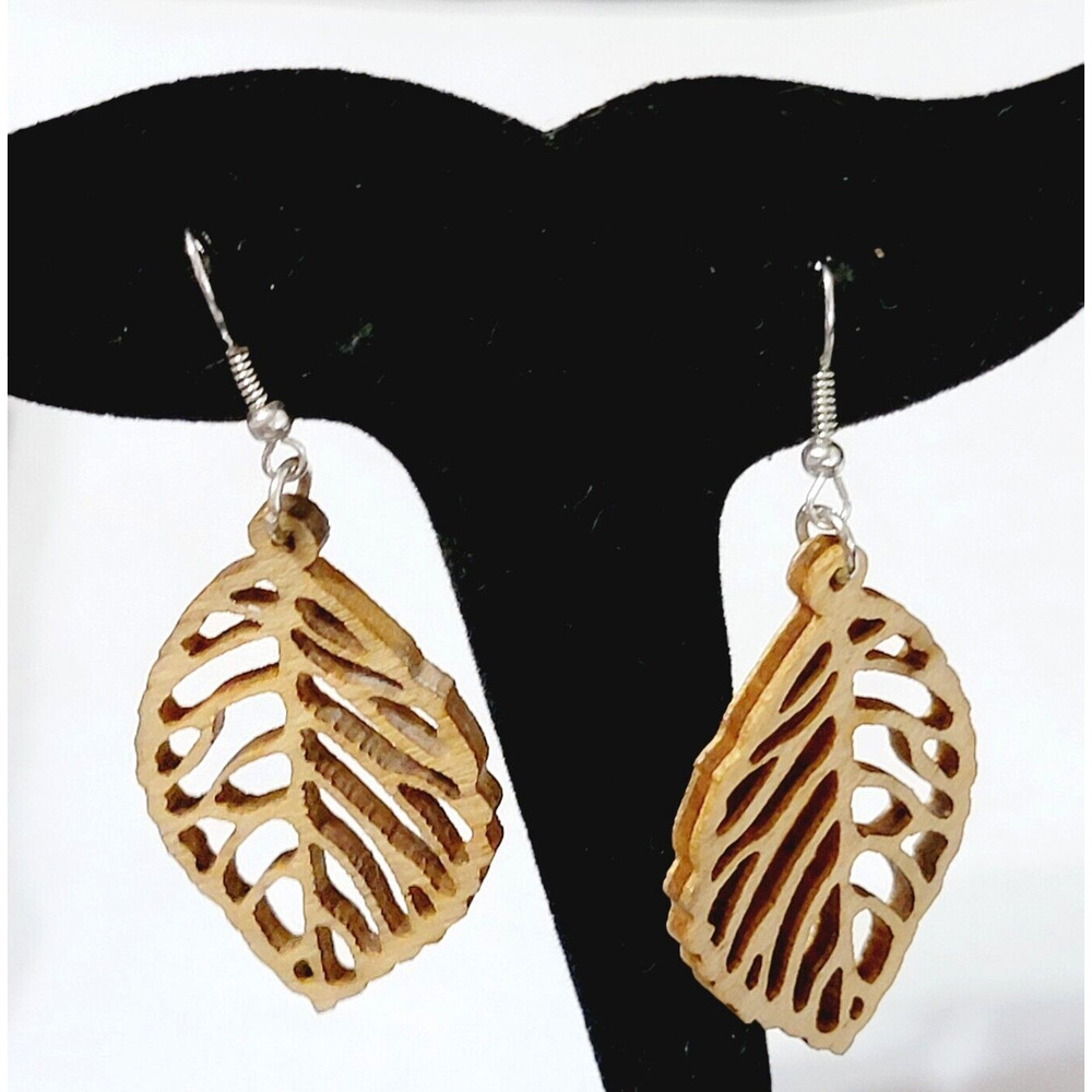 Vintage Dangle Leaf Pierced Earrings 2 3/8" Long Light-weight Wood or Cork kp-69